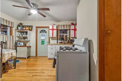 74 Forest St, Whitman, MA 02382 - Photo 8