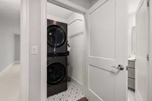 8 Audubon Way, Canton, MA 02021 - Photo 18