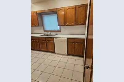 32 Valley #1, Everett, MA 02149 - Photo 2