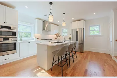 179-B Main St #B, Medford, MA 02155 - Photo 6