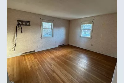 454 Lexington St, Woburn, MA 01801 - Photo 14