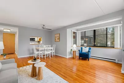 100 Ledgewood Dr #117, Stoneham, MA 02180 - Photo 4