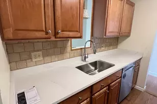 16 Winter St, Waltham, MA 02451 - Photo 2