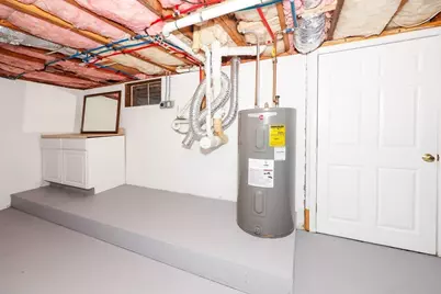 345 Cross St, Bridgewater, MA 02324 - Photo 18