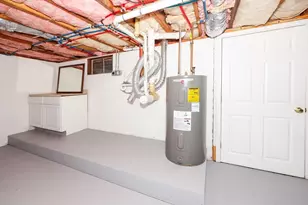 345 Cross St, Bridgewater, MA 02324 - Photo 18