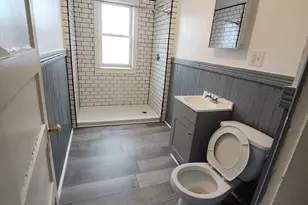 723 Carew St, Springfield, MA 01104 - Photo 6