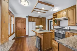 1423 Longmeadow St, Longmeadow, MA 01106 - Photo 10