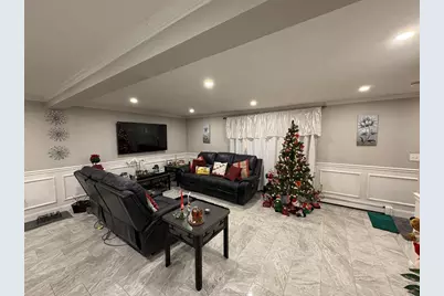 2 Lee St #B, Milford, MA 01757 - Photo 2