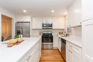 327 Singletary Ln, Framingham, MA 01702 - Photo 12