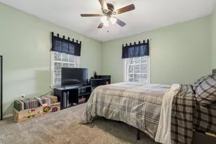 87 Tanglewood Dr, Attleboro, MA 02703 - Photo 16