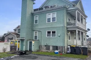 300 Read St, Somerset, MA 02726 - Photo 4