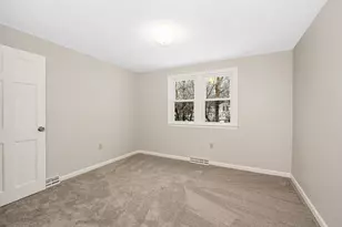 241 Broadway Rd, Dracut, MA 01826 - Photo 20