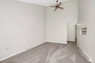 241 Broadway Rd, Dracut, MA 01826 - Photo 4