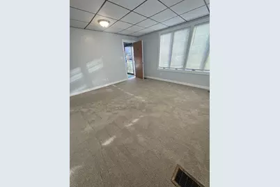 353 Cabot #1, Beverly, MA 01915 - Photo 4