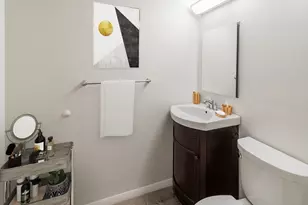 9 Hawthorne, Boston, MA 02114 - Photo 2