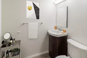 9 Hawthorne, Boston, MA 02114 - Photo 4