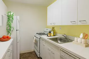 9 Hawthorne, Boston, MA 02114 - Photo 2