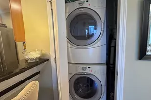 17 Central St, Salem, MA 01970 - Photo 10