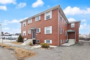 12 Central Ave, Danvers, MA 01923 - Photo 4