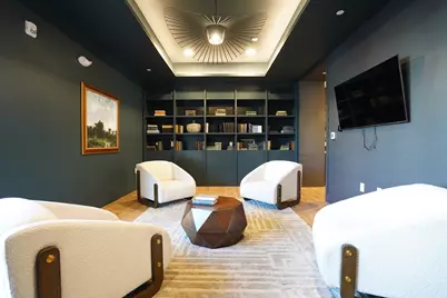 289 Walk Hill Rd #301, Boston, MA 02131 - Photo 4