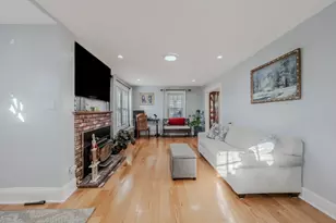 1391 Bridge St, Dracut, MA 01826 - Photo 2