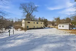 43 Little John Dr, Billerica, MA 01821 - Photo 2