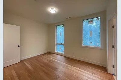 65 Cameron St #4, Brookline, MA 02445 - Photo 4