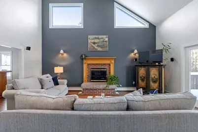 204 Old Farm Rd, Leominster, MA 01453 - Photo 6