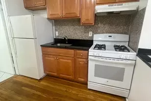 34 Franklin Ave, Revere, MA 02151 - Photo 2