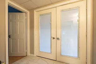 60 Mill St, Westfield, MA 01085 - Photo 8