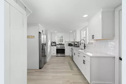 32 Woodside Ave, Wareham, MA 02532 - Photo 12