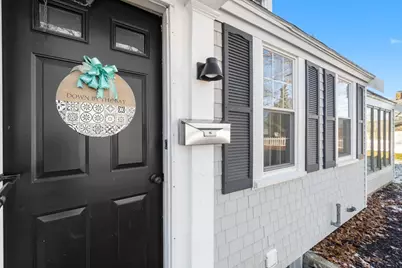 32 Woodside Ave, Wareham, MA 02532 - Photo 2