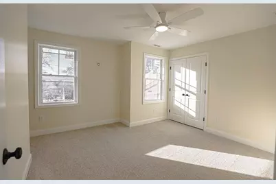 241 Humphrey Street, Lowell, MA 01850 - Photo 18