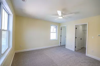 241 Humphrey Street, Lowell, MA 01850 - Photo 14