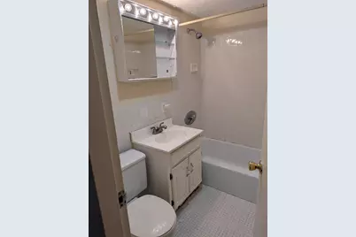 8 Whittier Place #9H, Boston, MA 02114 - Photo 2