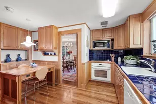 58 Country Club Rd, Newton, MA 02459 - Photo 2