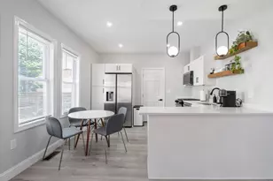 35 Sagamore Ave, Chelsea, MA 02150 - Photo 2