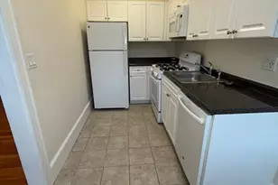 21 Sanborn St, Reading, MA 01867 - Photo 6