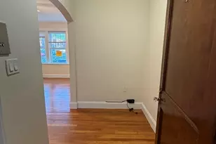 21 Sanborn St, Reading, MA 01867 - Photo 2