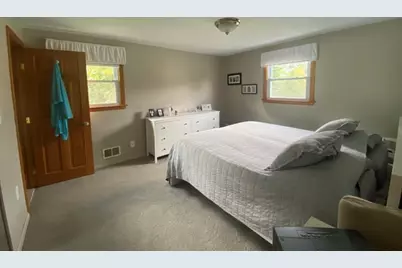 7 Cleveland Road, Peabody, MA 01960 - Photo 10