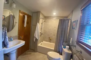 7 Cleveland Rd, Peabody, MA 01960 - Photo 8