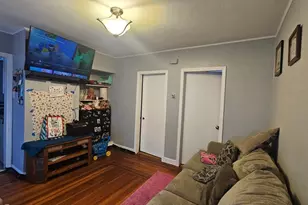 3 Columbus Ave, Milford, MA 01757 - Photo 10