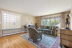 17 Gilbert St, Newton, MA 02465 - Photo 8