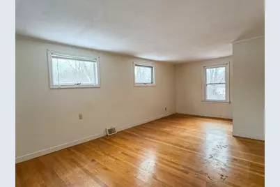 293 Morgan Street, South Hadley, MA 01075 - Photo 6