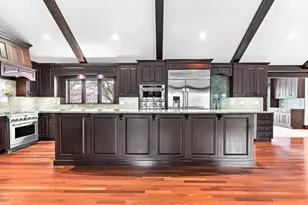 10 Viking Rd, Winchester, MA 01890 - Photo 14