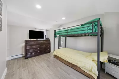 46 Pelham Street, Methuen, MA 01844 - Photo 20