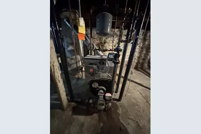 448 Pleasant St, Gardner, MA 01440 - Photo 8