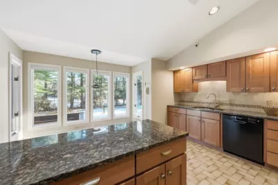 203 Green Hill Rd, Longmeadow, MA 01106 - Photo 8