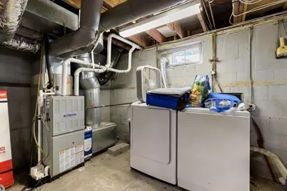 9 Wildwood Rd, Medford, MA 02155 - Photo 32