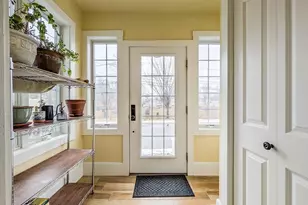 42 Bisson St, Beverly, MA 01915 - Photo 4